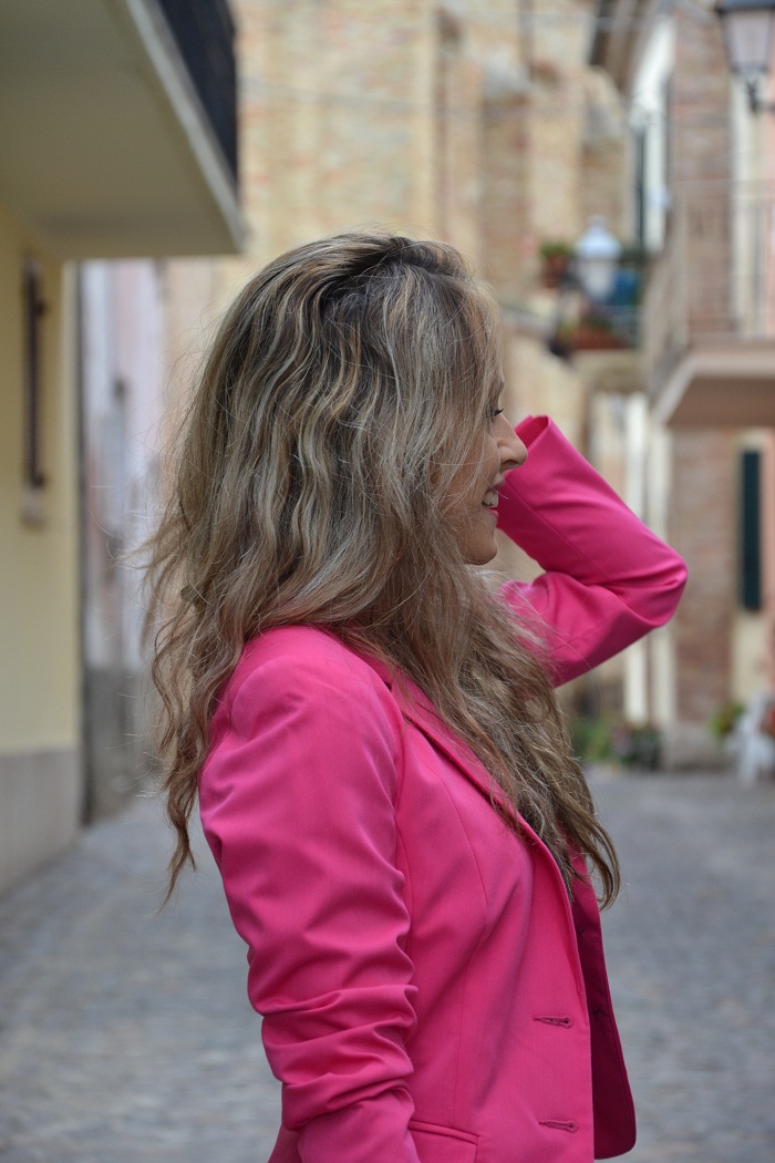 H&M pink jacket and pink heels - It-girl by Eleonora Petrella