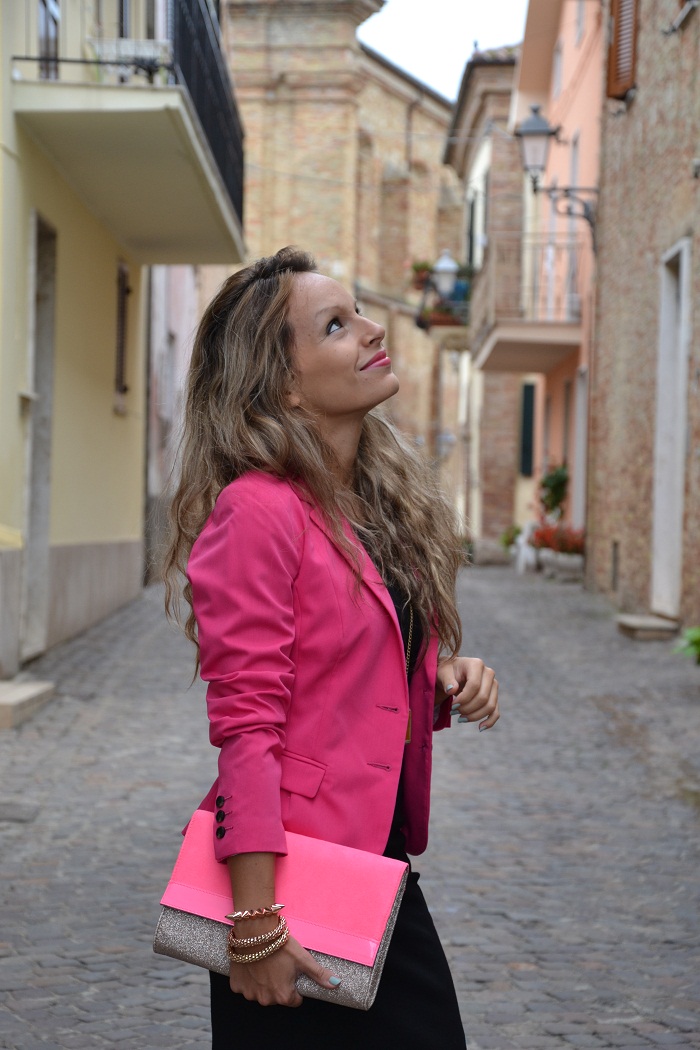 H&M pink jacket and pink heels - It-girl by Eleonora Petrella