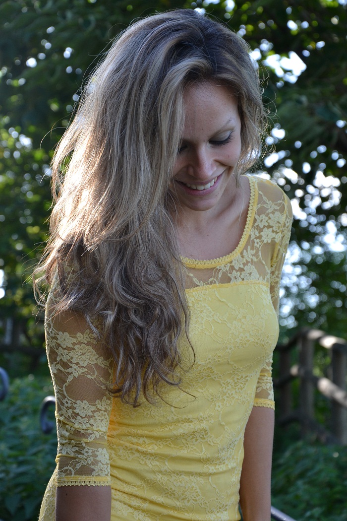 yellow dress and elisabetta franchi bag - It-girl by Eleonora Petrella