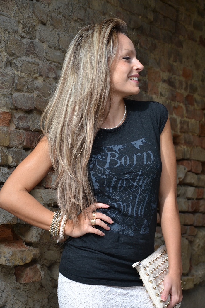 Roimer t-shirt, lace skirt and Zara heels - It-girl by Eleonora Petrella