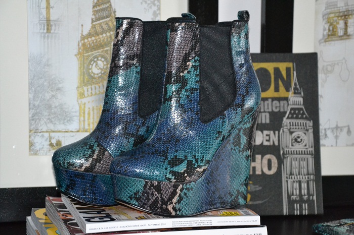 Asos python ankle boots and clutch - It-girl by Eleonora Petrella