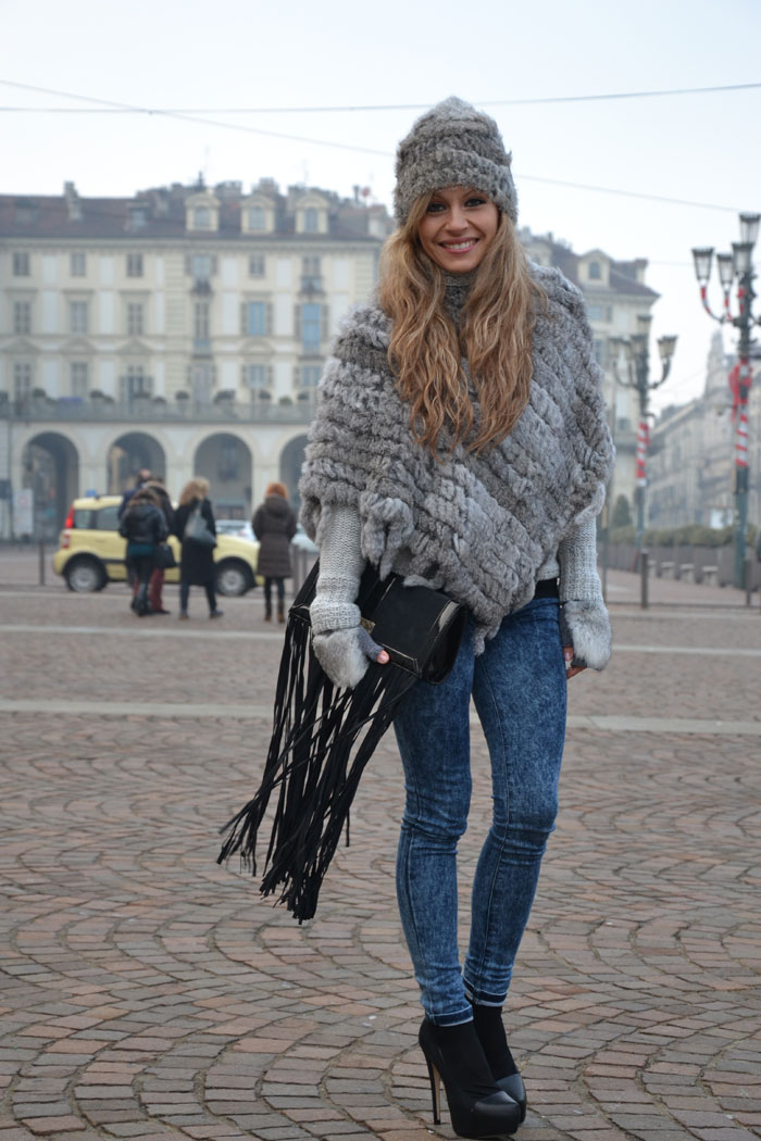 Faux fur cape, gloves and beanie and Elisabetta Franchi bag - It-girl by Eleonora Petrella