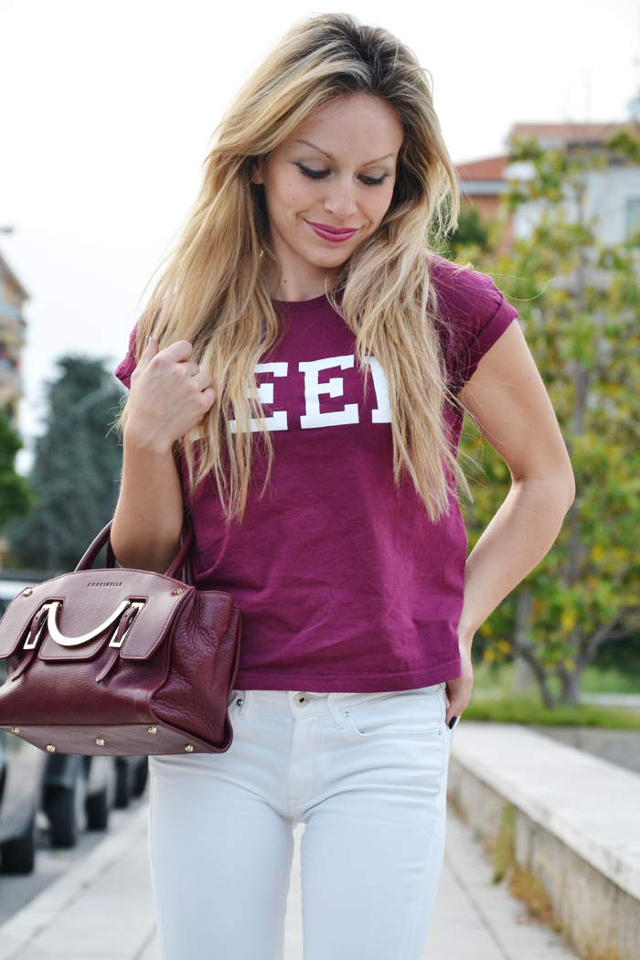 Geek Topshop burgundy tshirt, white H&M pants and borsa Coccinelle Celeste - outfit fashion blogger It-Girl by Eleonora Petrella