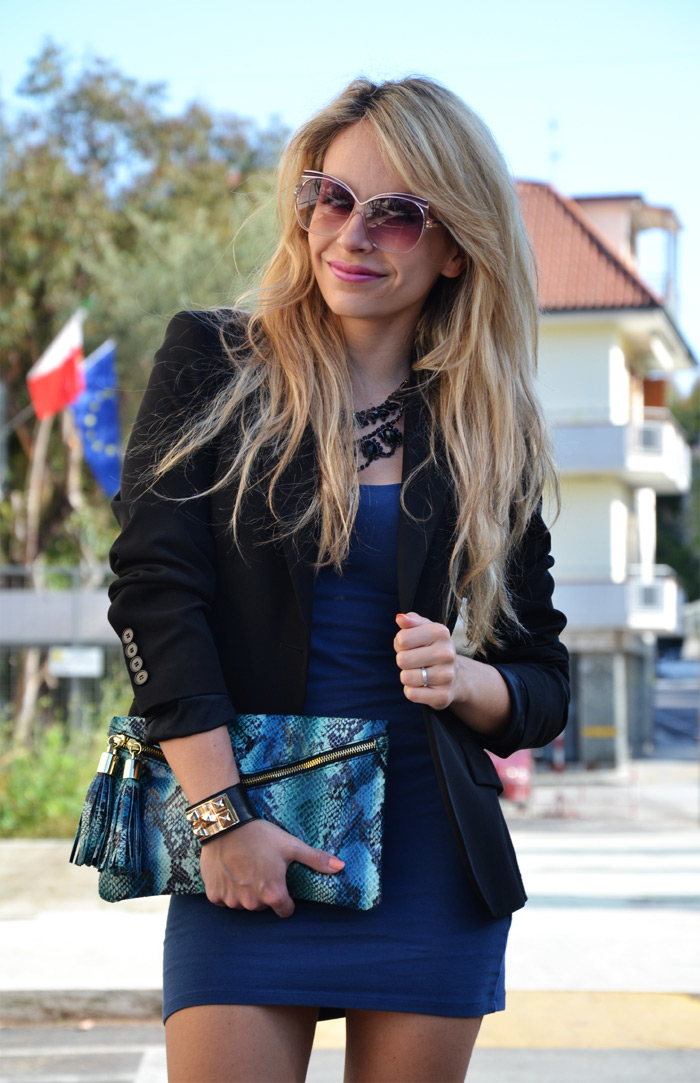 Zara black blazer, Yves Saint laurent sunglasses and Asos python bloot- outfit fashion blogger It-Girl by Eleonora Petrella