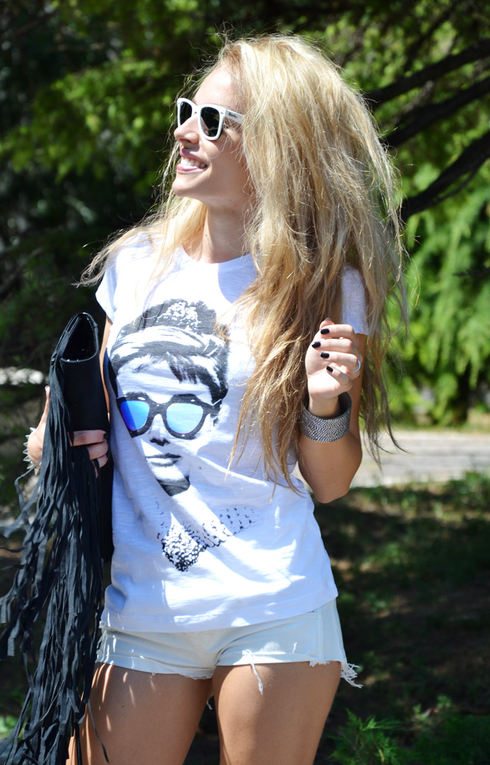 TeeTrend Audrey Hepburn t-shirt total white outfit summer 2013 - fashion blogger It-Girl by Eleonora Petrella