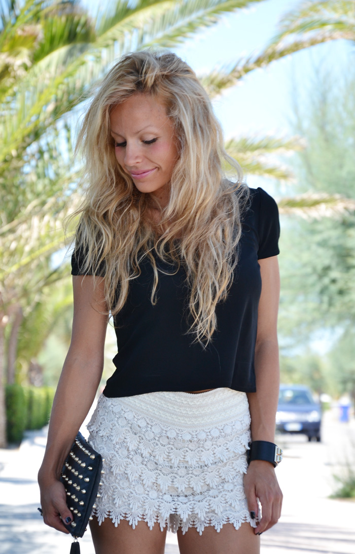 Crochet shorts and crop top trends summer 2013 - outfit fashion blogger It-Girl by Eleonora Petrella