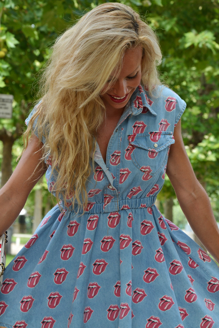 Rolling Stones tongue print denim Sheinside dress - outfit summer 2013 italian fashion blogger It-Girl by Eleonora Petrella