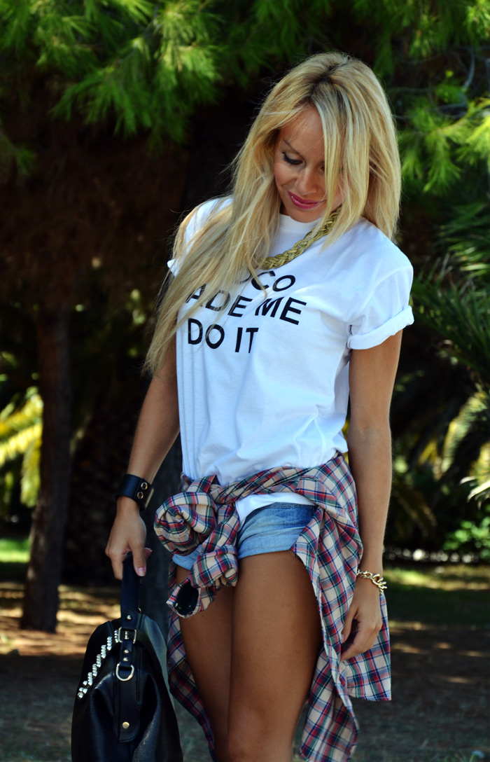 Coco made me do it t-shirt, Zara pumps, bag with studs - outfit fashion blogger autumn tartan trend It-Girl by Eleonora Petrella
