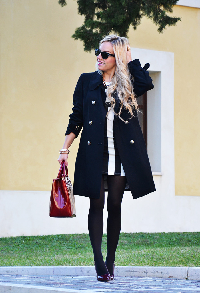 Black coat, striped dress, Arcadia bags bolsas, outfit elegant chic italian fashion blogger It-Girl by Eleonora Petrella
