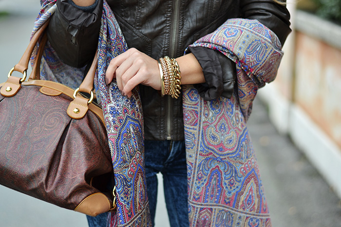 Luxyra russian silk and wool scarves, Miroslava Duma style – outfit Italian fashion blogger It-Girl by Eleonora Petrella