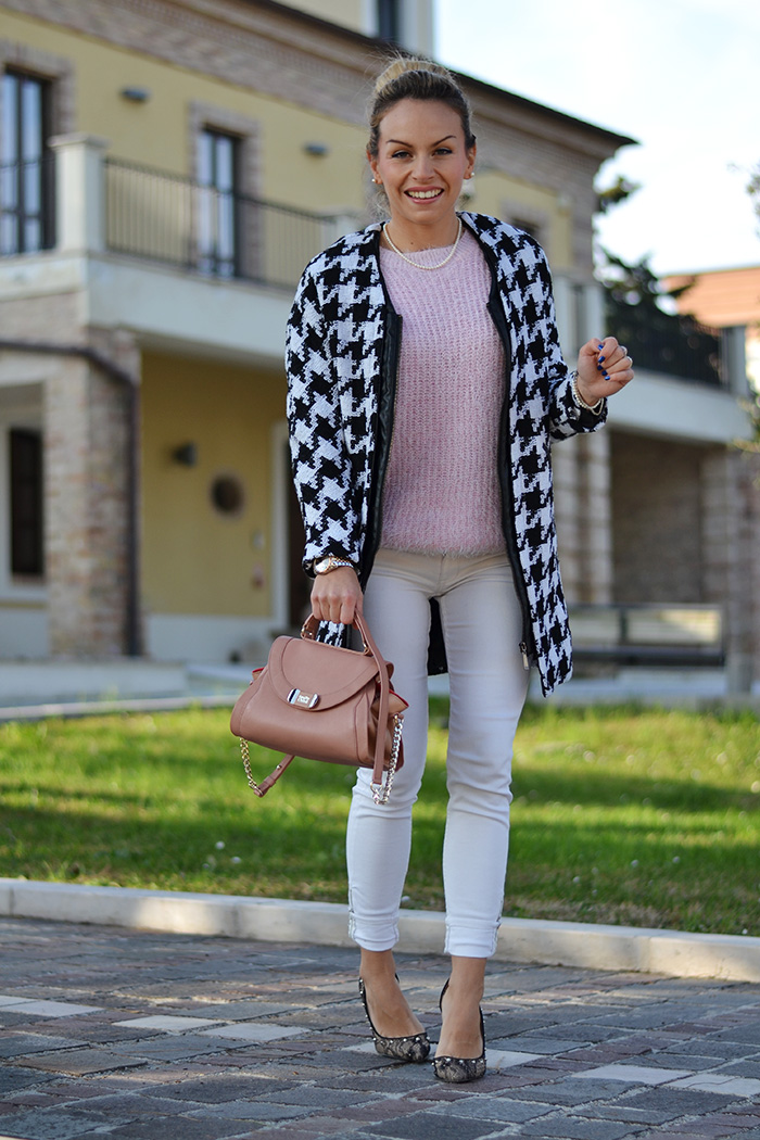 Mesenso pearls shop, cappotto pied de poule coat, fluffy sweater furry maglioncini pelosi inverno 2014 – Italian fashion blogger It-Girl by Eleonora Petrella