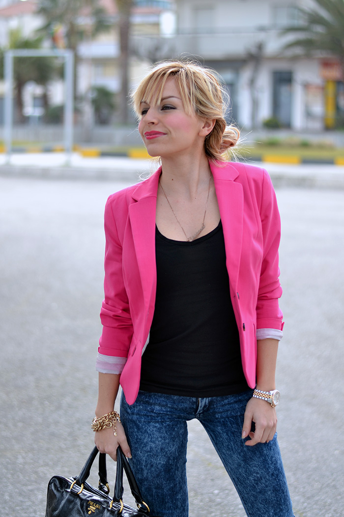 Nike Free Run 5.0 pink rosa, bauletto Prada bags – sporty chic look Italian fashion blogger It-Girl by Eleonora Petrella