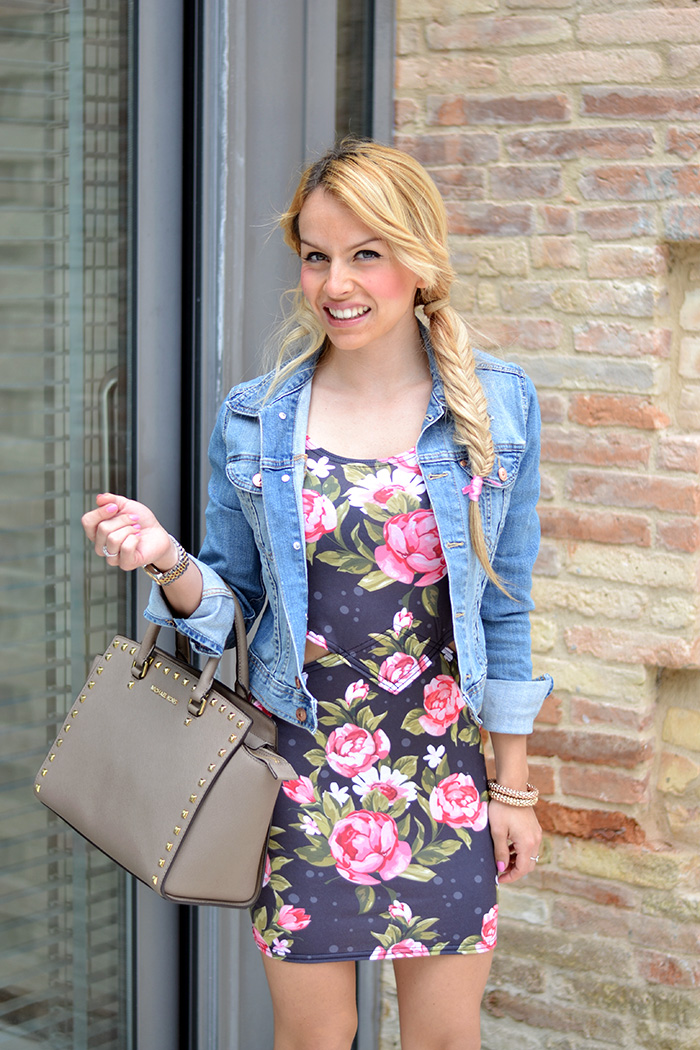 Mr Gugu shop Italia, cut out dress, floral dress, H&M denim jacket, outfit con giacca di jeans come indossare, look Italian fashion blogger It-Girl by Eleonora Petrella