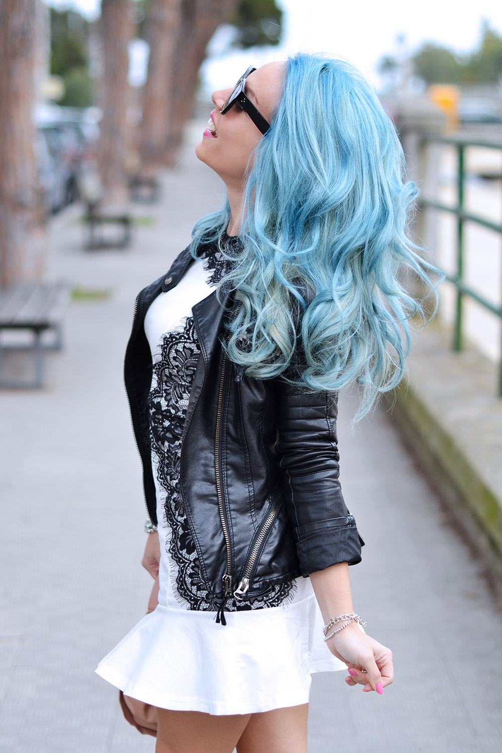 Occhiali firmati in sconto, Sunglasses shop Italia, Sunglasses shop affidabile, saldi occhiali Rayban, pastel blue hair, capelli colorati tendenza primavera estate 2015, outfit italian fashion blogger It-Girl by Eleonora Petrella