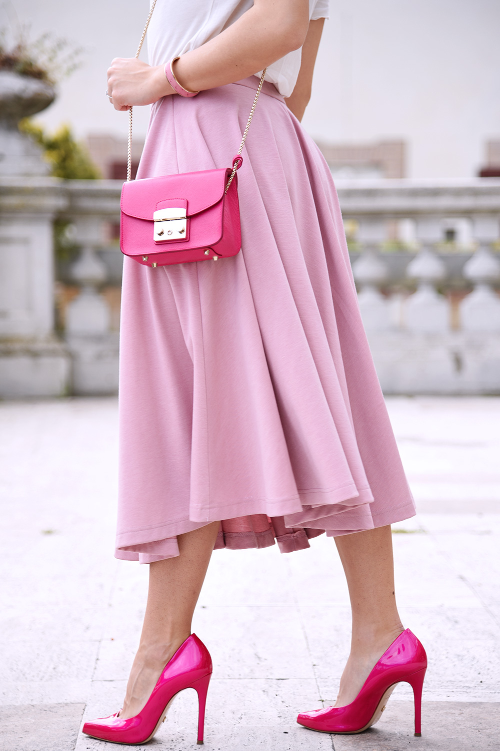 Shabby apple dresses and skirts, Yo limited t-shirt, metropolis Furla, borse Furla, Furla mini bag - outfit primavera 2015 fashion blogger It-Girl by Eleonora Petrella