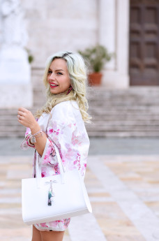 Loristella borse, borse in pelle primavera/estate 2015, Giorgia&Johns abbigliamento, come indossare il trench, spolverini per la primavera - idee look fashion blogger It-Girl by Eleonora Petrella