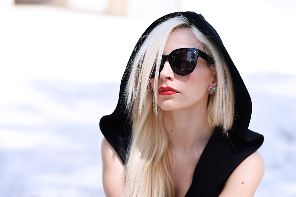 q61, qsixtyone, earcuff, outfit total black, Cèline Audrey sunglasses, Ottaviani clutch gioiello, outfit primavera 2015, chic black Magnum – fashion blogger It-Girl by Eleonora Petrella