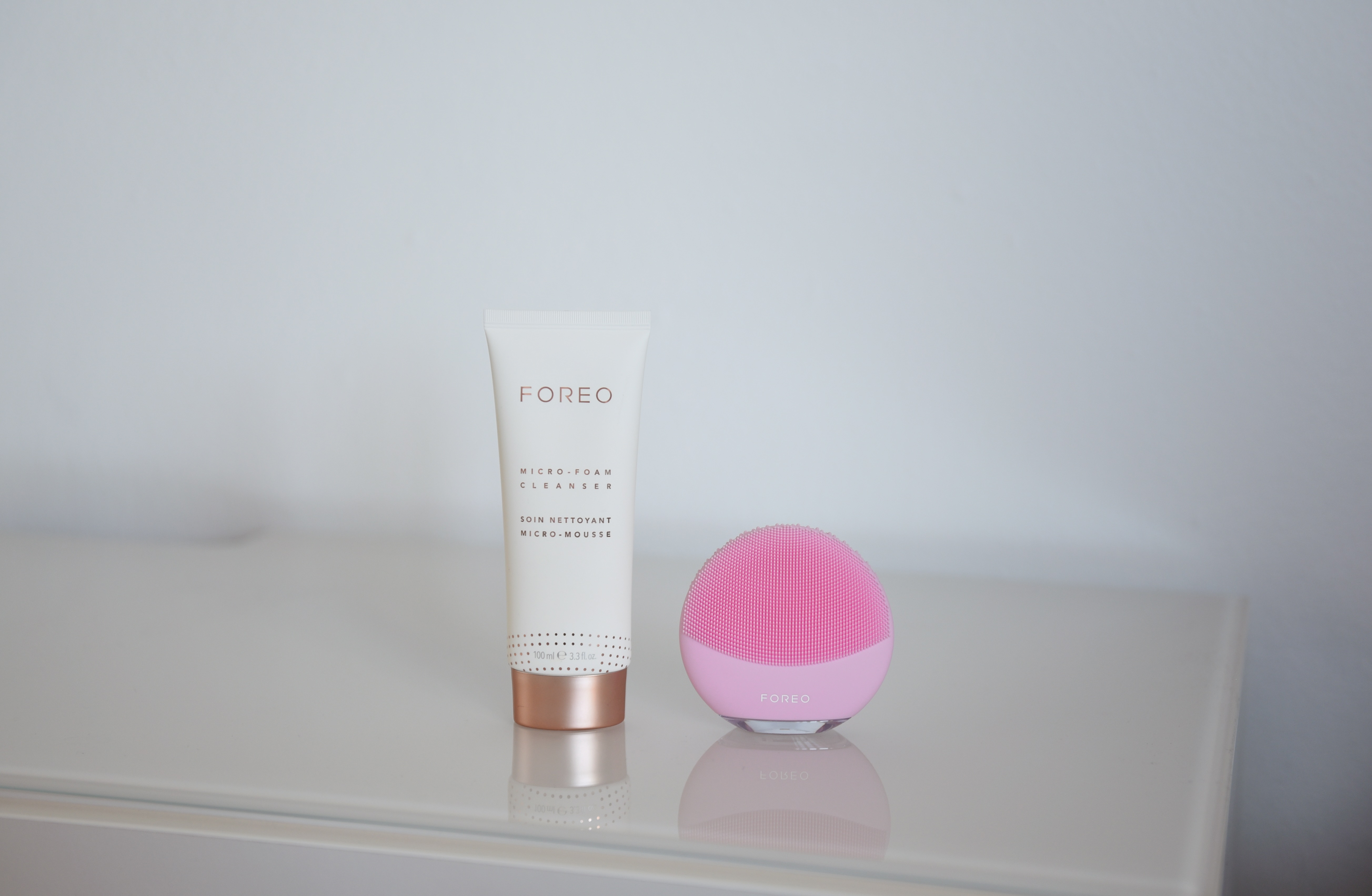 FOREO LUNA mini 3 Pearl Pink, FOREO Micro-Foam Cleanser, detergente per il viso delicato in forma di schiuma